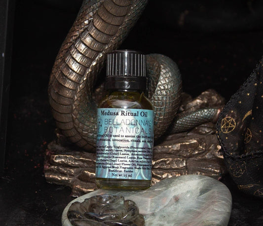 Medusa Ritual Oil – Protection, Justice & Turning Harm Back