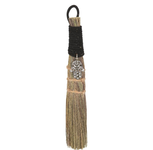 Hamsa Broom